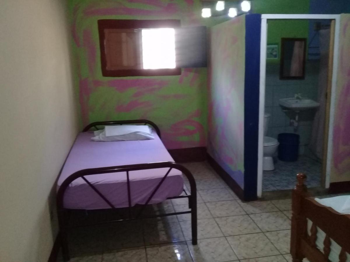 Hostal Maria Rivas Ngoại thất bức ảnh
