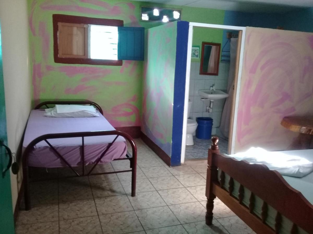 Hostal Maria Rivas Ngoại thất bức ảnh
