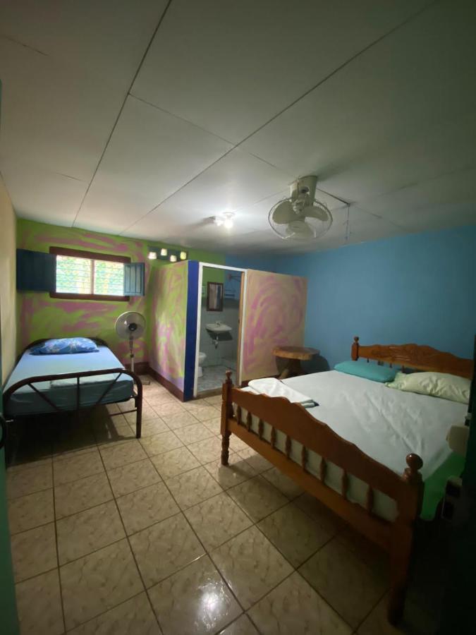 Hostal Maria Rivas Ngoại thất bức ảnh