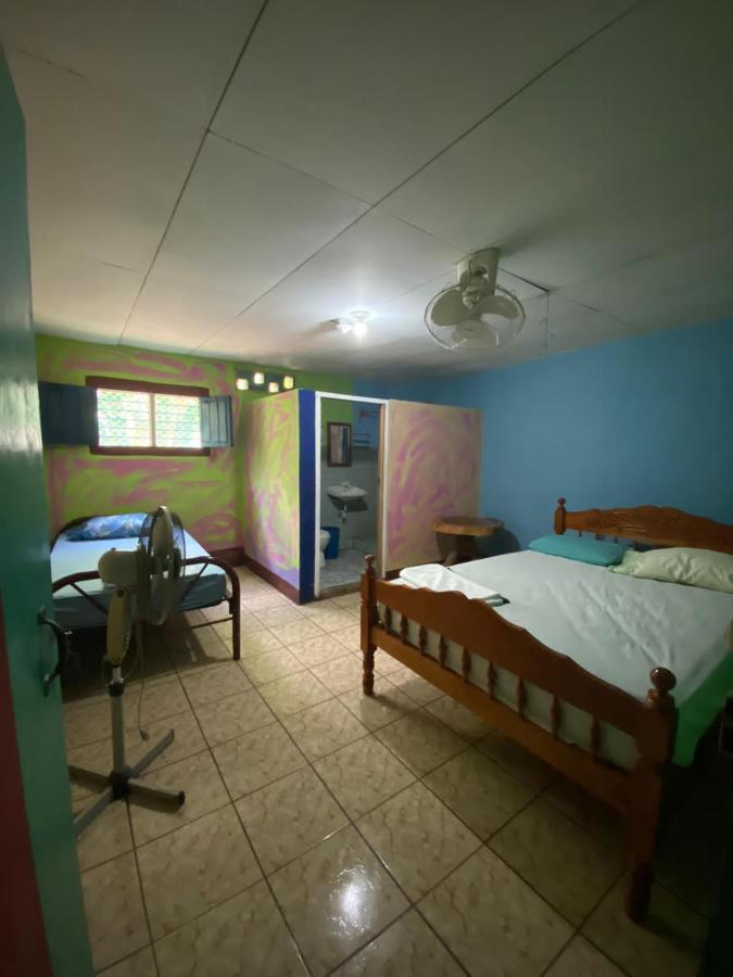 Hostal Maria Rivas Ngoại thất bức ảnh