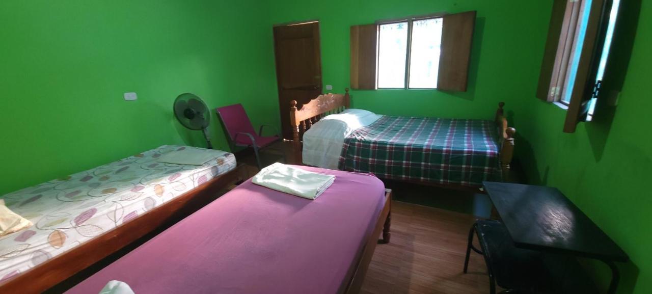 Hostal Maria Rivas Ngoại thất bức ảnh