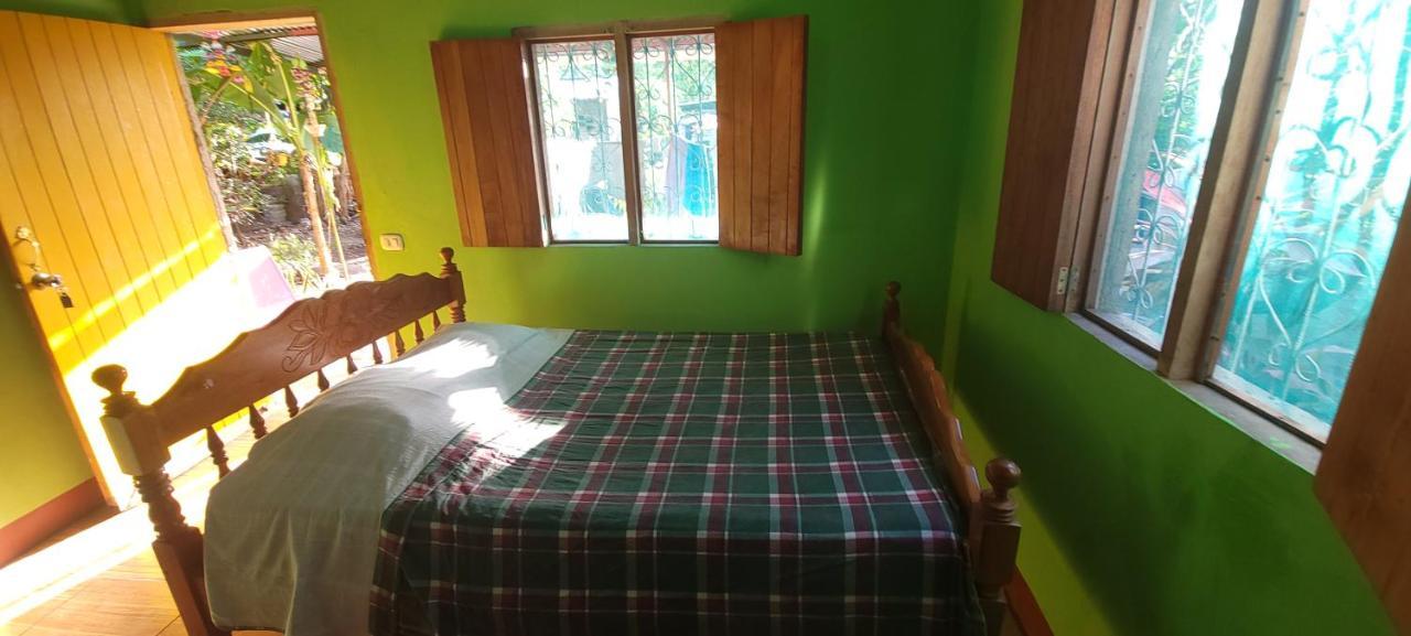 Hostal Maria Rivas Ngoại thất bức ảnh