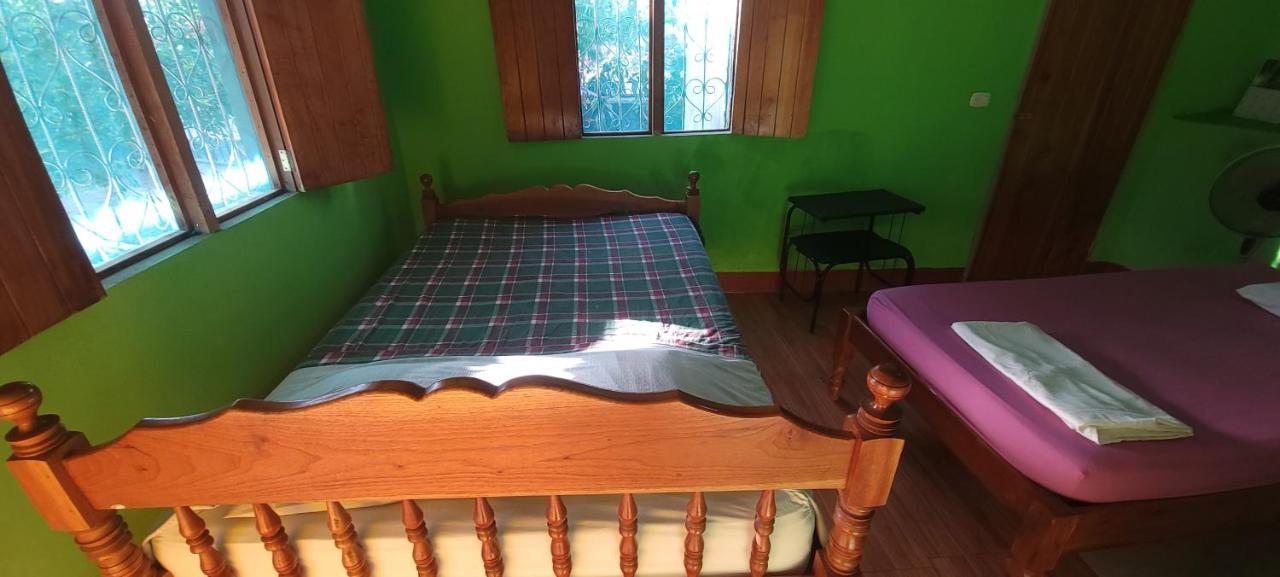Hostal Maria Rivas Ngoại thất bức ảnh